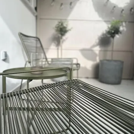 Athenian Coastal Urban Living Apartament Ateny