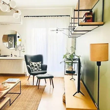 Athenian Coastal Urban Living * Ateny